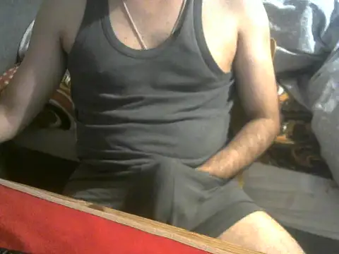 Snapshot of desiloverboy chatting on November 2025 05:26:02 PM desiloverboy online show from November 2025 05:26:02 PM
