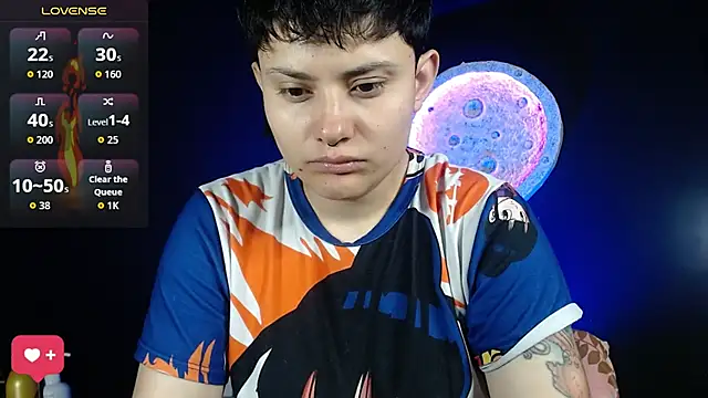 girl intense444 online show from September 2025 01:02:01 PM