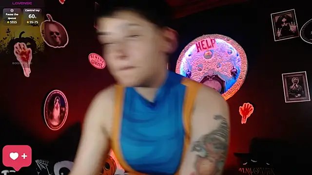 girl intense444 online show from October 2025 07:03:02 PM