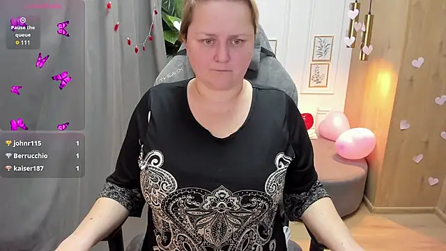 Snapshot of ScarlettSoft chatting on February 2025 12:06:02 PM ScarlettSoft online show from February 2025 12:06:02 PM