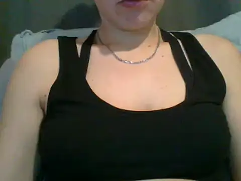 Snapshot of geilmeisje98 chatting on December 2024 09:02:02 AM geilmeisje98 online show from December 2024 09:02:02 AM