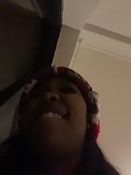 Snapshot of cherryontopy chatting on April 2026 09:45:01 PM cherryontopy online show from April 2026 09:45:01 PM