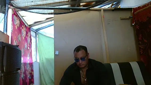 Snapshot of hardrock982 chatting on February 2025 01:11:01 PM hardrock982 online show from February 2025 01:11:01 PM