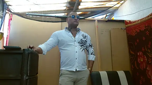 Snapshot of hardrock982 chatting on March 2025 01:29:01 PM hardrock982 online show from March 2025 01:29:01 PM