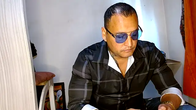 Snapshot of hardrock982 chatting on March 2025 01:29:02 PM hardrock982 online show from March 2025 01:29:02 PM