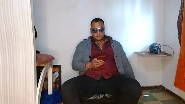 Snapshot of hardrock982 chatting on March 2025 01:37:02 PM hardrock982 online show from March 2025 01:37:02 PM