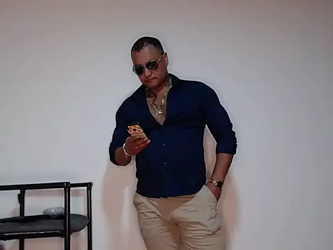 Snapshot of hardrock982 chatting on September 2025 01:33:01 PM hardrock982 online show from September 2025 01:33:01 PM