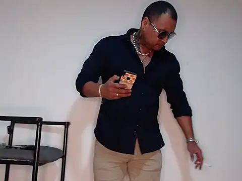 Snapshot of hardrock982 chatting on September 2025 01:56:02 PM hardrock982 online show from September 2025 01:56:02 PM