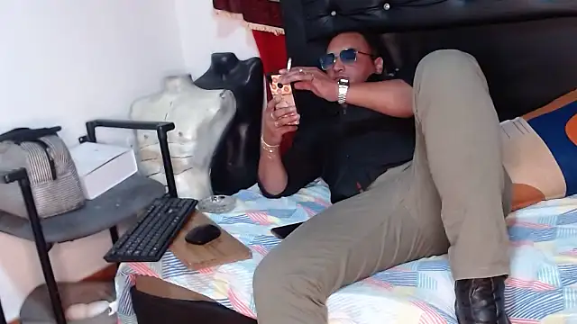 Snapshot of hardrock982 chatting on December 2025 02:14:02 PM hardrock982 online show from December 2025 02:14:02 PM