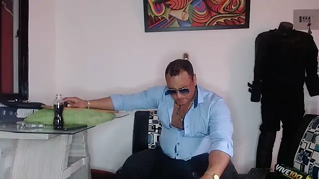 Snapshot of hardrock982 chatting on March 2026 01:38:01 PM hardrock982 online show from March 2026 01:38:01 PM