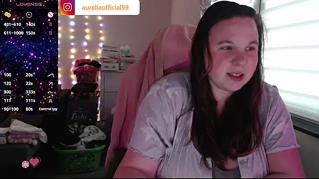 Snapshot of AureliaWinter chatting on May 2026 06:37:01 PM AureliaWinter online show from May 2026 06:37:01 PM