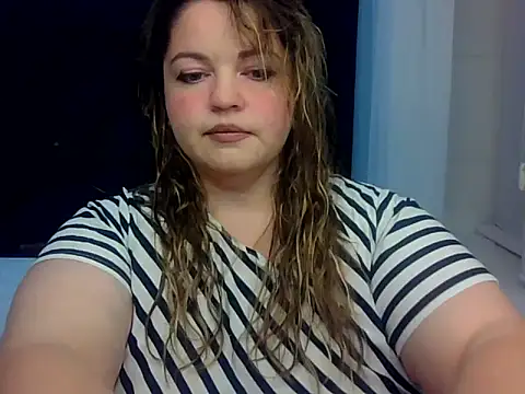 Snapshot of cute__cherry chatting on July 2026 07:43:02 PM cute cherry online show from July 2026 07:43:02 PM