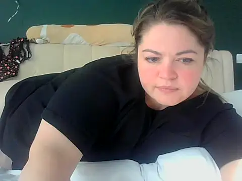 Snapshot of cute__cherry chatting on July 2026 03:21:02 PM cute cherry online show from July 2026 03:21:02 PM