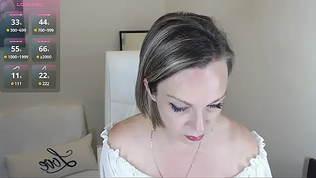 Snapshot of Tilly_Eliot chatting on January 2025 10:15:02 PM Tilly Eliot online show from January 2025 10:15:02 PM