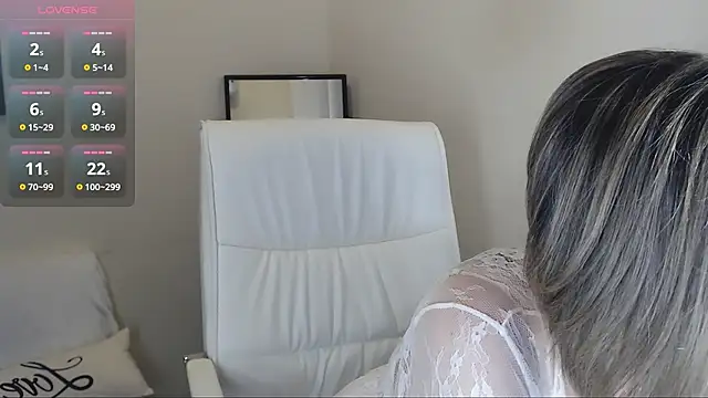 Snapshot of Tilly_Eliot chatting on February 2025 02:09:02 PM Tilly Eliot online show from February 2025 02:09:02 PM