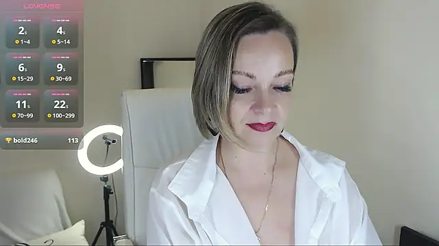 Snapshot of Tilly_Eliot chatting on February 2025 10:59:02 PM Tilly Eliot online show from February 2025 10:59:02 PM