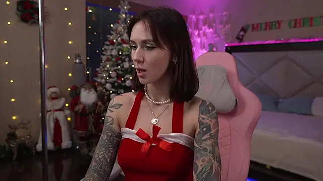 Snapshot of GirlGogo chatting on December 2024 11:44:02 PM GirlGogo online show from December 2024 11:44:02 PM