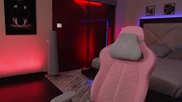 Snapshot of GirlGogo chatting on November 2025 09:15:01 PM GirlGogo online show from November 2025 09:15:01 PM