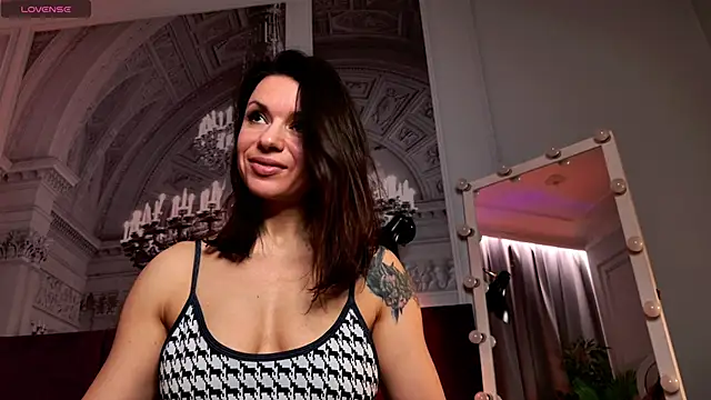 SofiaFoster  online show from February 2025 07:42:02 PM