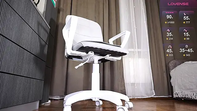 Snapshot of Amina_Key chatting on January 2026 02:32:01 PM Amina Key online show from January 2026 02:32:01 PM