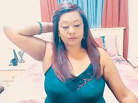 Snapshot of Indianlust69 chatting on January 2026 08:35:01 PM Indianlust69 online show from January 2026 08:35:01 PM