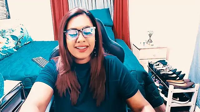 Snapshot of Indianlust69 chatting on April 2026 07:00:01 PM Indianlust69 online show from April 2026 07:00:01 PM