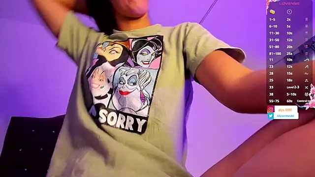 alysson 18 online show from October 2025 01:10:01 PM