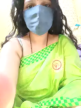 Snapshot of Rising_Smiler chatting on December 2024 08:39:02 PM Rising Smiler online show from December 2024 08:39:02 PM