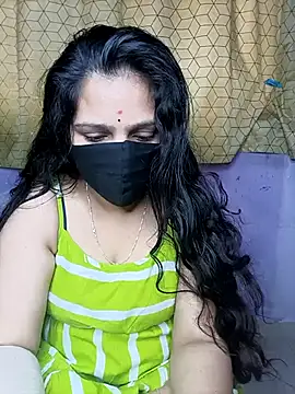 Snapshot of Rising_Smiler chatting on February 2025 09:22:02 AM Rising Smiler online show from February 2025 09:22:02 AM