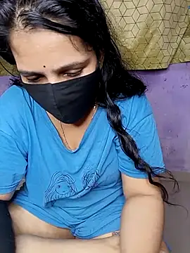 Snapshot of Rising_Smiler chatting on February 2025 08:27:02 PM Rising Smiler online show from February 2025 08:27:02 PM