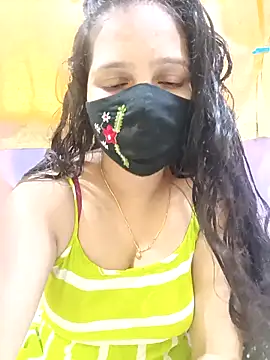 Snapshot of Rising_Smiler chatting on October 2025 09:51:01 AM Rising Smiler online show from October 2025 09:51:01 AM