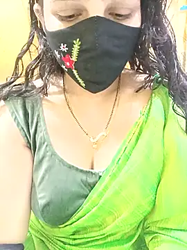 Snapshot of Rising_Smiler chatting on October 2025 04:42:01 AM Rising Smiler online show from October 2025 04:42:01 AM