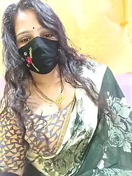 Snapshot of Rising_Smiler chatting on October 2025 08:58:02 AM Rising Smiler online show from October 2025 08:58:02 AM