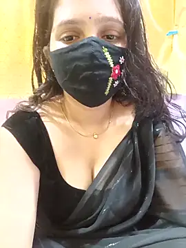 Snapshot of Rising_Smiler chatting on November 2025 07:30:01 AM Rising Smiler online show from November 2025 07:30:01 AM