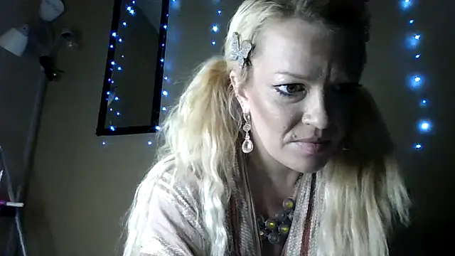 Snapshot of marilyn420 chatting on February 2026 09:05:01 AM marilyn420 online show from February 2026 09:05:01 AM
