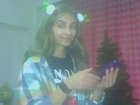 Snapshot of hotSANDRA_STARR chatting on December 2025 12:43:01 PM hotSANDRA STARR online show from December 2025 12:43:01 PM