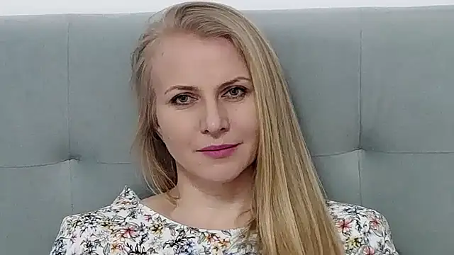 Snapshot of K__Adrienne chatting on March 2025 12:11:02 PM K  Adrienne online show from March 2025 12:11:02 PM