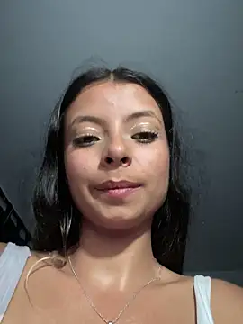 Snapshot of RsellAmb chatting on February 2025 03:35:01 AM RsellAmb online show from February 2025 03:35:01 AM