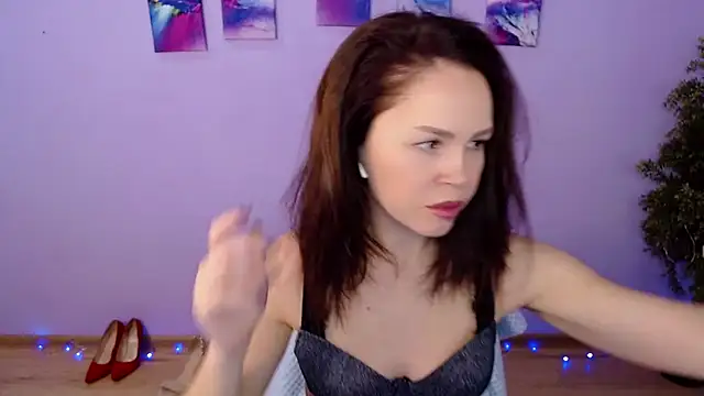 Snapshot of VickyGolden chatting on March 2025 08:10:02 AM VickyGolden online show from March 2025 08:10:02 AM