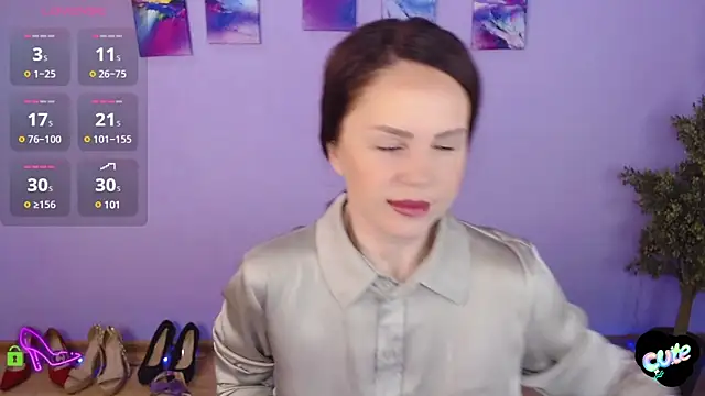 Snapshot of VickyGolden chatting on March 2025 05:10:02 AM VickyGolden online show from March 2025 05:10:02 AM