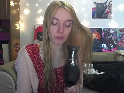 SecretSophia online show from March 2025 04:29:02 PM