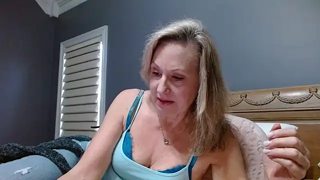 Lisaisluscious online show from January 2025 03:03:01 PM