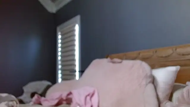 Lisaisluscious online show from March 2025 08:29:02 PM