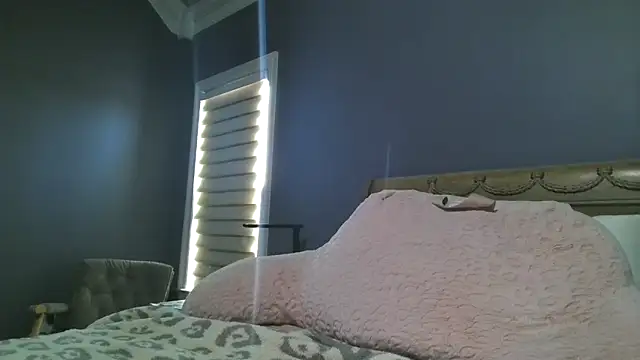 Lisaisluscious online show from February 2026 03:02:02 PM