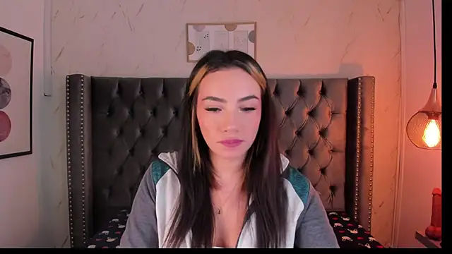 Kim Blane online show from November 2025 03:38:01 AM