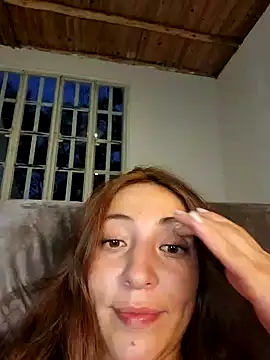 Snapshot of VickyHoult chatting on December 2024 11:11:01 PM VickyHoult online show from December 2024 11:11:01 PM