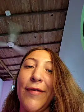 Snapshot of VickyHoult chatting on January 2025 07:50:02 PM VickyHoult online show from January 2025 07:50:02 PM