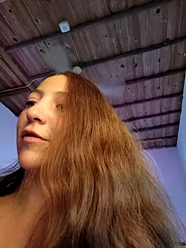 Snapshot of VickyHoult chatting on January 2025 10:19:01 PM VickyHoult online show from January 2025 10:19:01 PM