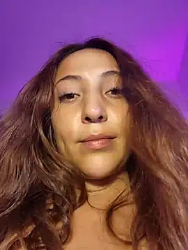 Snapshot of VickyHoult chatting on March 2025 12:00:02 AM VickyHoult online show from March 2025 12:00:02 AM