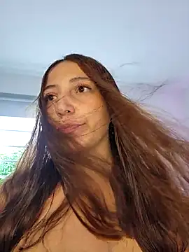 Snapshot of VickyHoult chatting on March 2025 07:46:01 PM VickyHoult online show from March 2025 07:46:01 PM